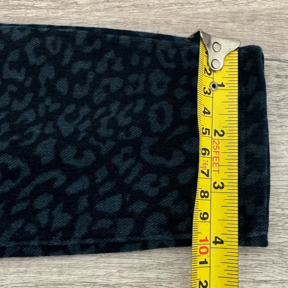 SPANX JEAN-ISH LEGGING BLUE DENIM LEOPARD Skinny Fit Pull On Size Medium - Picture 5 of 9